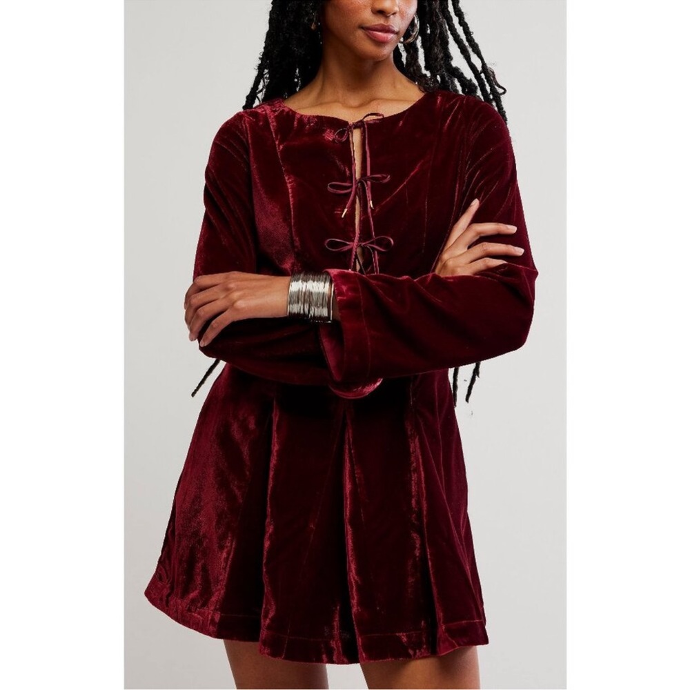 FREE PEOPLE Linney Velvet Mini / Cabernet